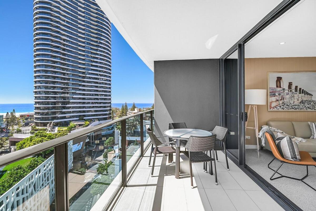 At The At Oracle 20805 Apartment Gold Coast